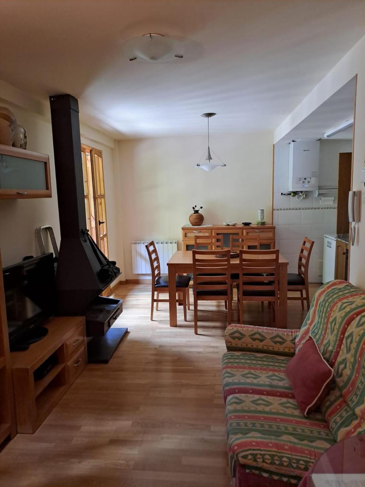 Duplex De Muntanya En Zona Verda A Ес-Кало Екстер'єр фото